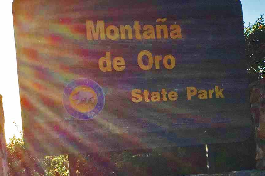 1 Montaña de Oro sign